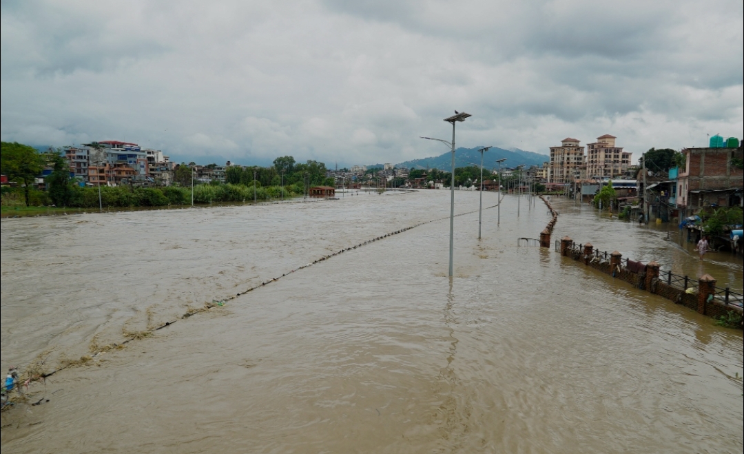 तीन दिनसम्म बाढीको जोखिम हुने, सतर्क रहन मौसमबिद्को भनाई 