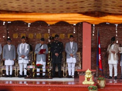गृहमन्त्रीमा पुनः गुरुङ, विज्ञान, प्रविधि तथा नवप्रवर्तन मन्त्रीमा महावीर पुन गृहमन्त्रीमा पुनः गुरुङ, विज्ञान, प्रविधि तथा नवप्रवर्तन मन्त्रीमा महावीर पुन